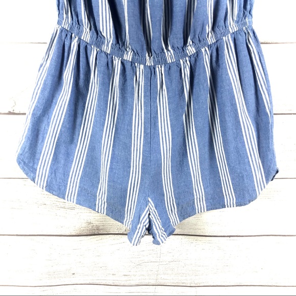 Hint of Blush Striped Off The Shoulder Romper Sz M - Picture 4 of 7